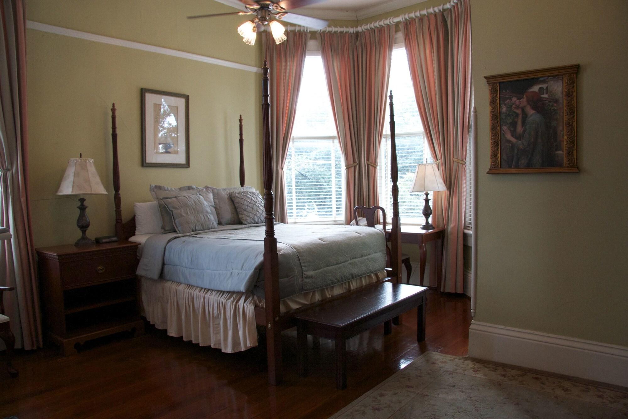 The Queen Anne New Orleans Exterior photo